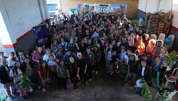 Enriquecedor encuentro entre el IPAC, UNAHUR y cooperativistas bonaerenses